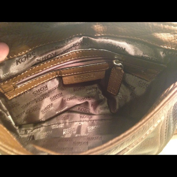 Michael Kors Brown Pebbled Leather Hobo Satchel - Picture 5 of 8